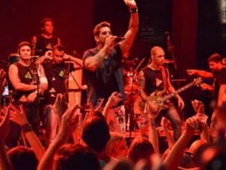 Felipe Pezzoni é vocalista da Banda Eva desde 2013 e entrega novidades para o grupo em 2019! Foto: Divulgação